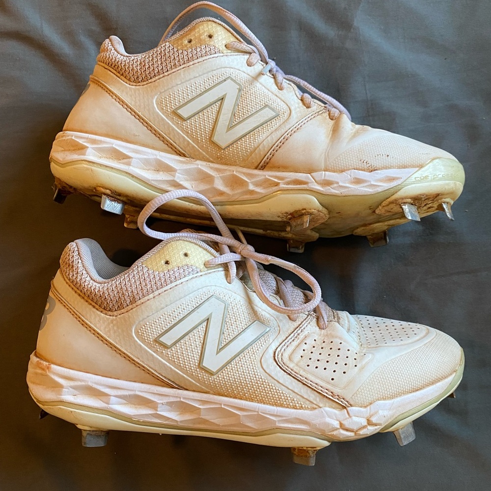 Womens New Balance Softball Cleats